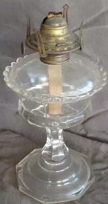 Antique Pressed Glass Liquid Lamp - VGC - GREAT MAJESTIC DESIGN - VERY PRETTY • $69.99