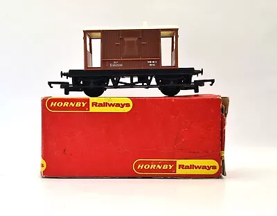 Hornby R016 20 Ton Brake Van B952698 In BR Brown Livery • £4.99