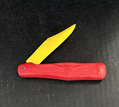 Vintage Auburn Rubber Co. Toy Folding Longhorn Pocket Knife Red And Yellow • $10.99