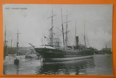 £6.25 • Buy Postcard C.1910 THE DOCKS GRIMSBY LINCOLNSHIRE