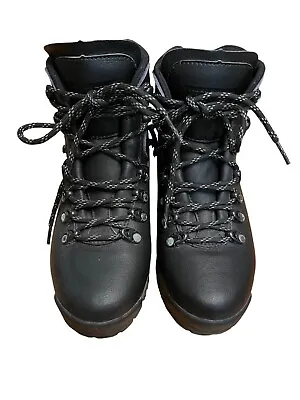 Vegetarian Shoes Snowdon Boot Made In Italy Hiking Boots MSRP $210 Sz 37 Black • $92.99