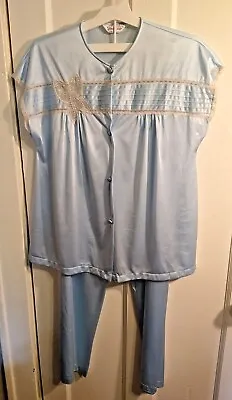 VTG Vanity Fair 2 Piece Pajama Set Size Large Light Blue Silky Button Down Top  • $35.99