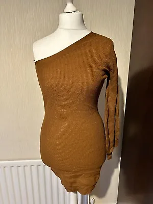 Brown Knitted Off The Shoulder Dress UK Medium  • £3.99