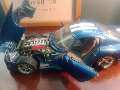 Burago 1996 Dodge Viper GTS 1:18 Scale Diecast Model Car Blue Burago • $35