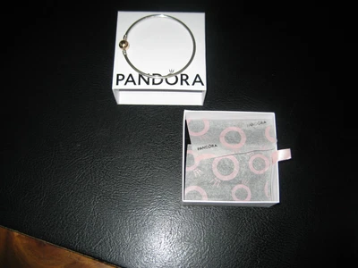 $320 • Buy Pandora   Bangle 590718 Solid 14ct Gold Clasp In Mint, Size 21 Cm