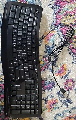 Microsoft Comfort Curve Keyboard 3000 USB Multimedia Contour Model #1079 • $35