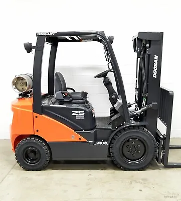 New 2023 Doosan G25e-7 5000 Lb Forklift Triple + Side Shifter Daewoo • $31950