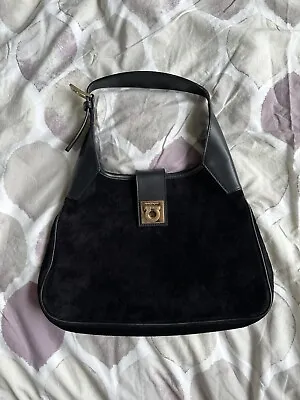 SALVATORE FERRAGAMO  Shoulder Bag Gantini Black Suede • $299
