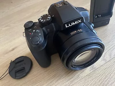 Panasonic Lumix DMC-FZ330 Digital Bridge Camera 4K Video 25-600mm Zoom • £300