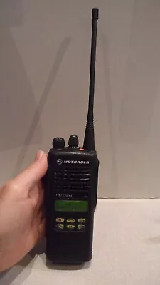 Motorola HT1250 LS+ UHF 403-470MHz 16ch 4W Two Way Radio AAH25RDH9DP5AN W/Batt • $84.99