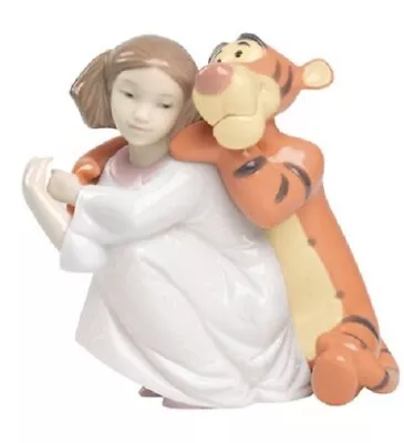 Nao By Lladro  Disney Porcelain Figurine Hugs With Tigger Was £155.00 Now£139.50 • £139.50