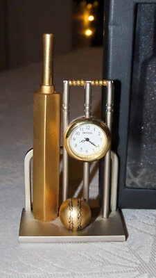 £16.96 • Buy Cricket Bat (gold) Ball & Wickets Novelty Desktop Quartz Clock By Imperial Boxed