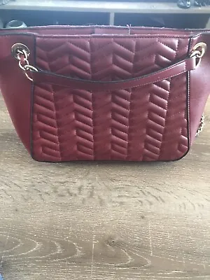 H&M Red Handbag With Chain Detail & Chain Strap Hardly Used 👜 • £8