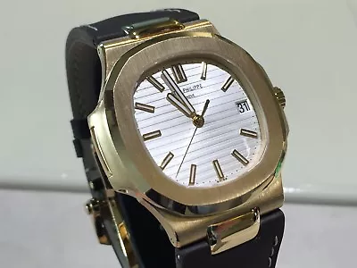 £85000 • Buy 2022 Serviced  - 2Y Warranty Patek Philippe Nautilus Yellow Gold 5711J - London