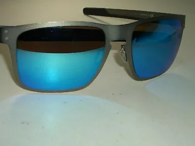 Oakley Holbrook Metal Blue Mirrored Grayish Tone Lens Sport Wraps Sunglasses • £231.62