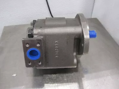 Hydraulic Vickers Style Pump HYP-F-699600 • $289.99