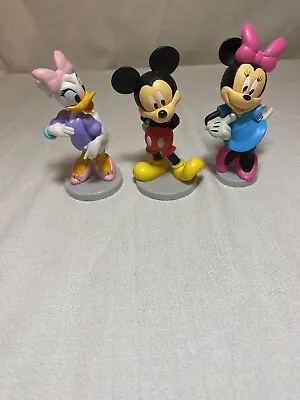 Disney Lot 3 Mickey Minnie Mouse And Duck Daffy Figurine Plastic Figurine • $12