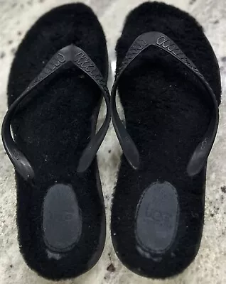 UGG Women's Fur Sherpa Lined Flip Flops Sandals Shoes Black Size 9 • $22.99