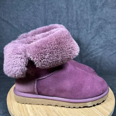 UGG Boots 5803 Womens Size 8 Bailey Button Suede Sheepskin Purple • $29.99