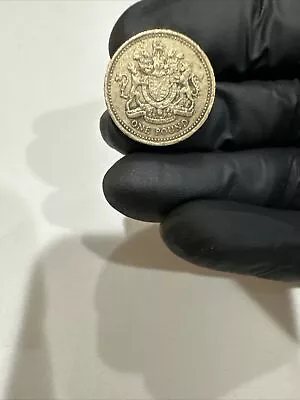 1983 Beautiful One Pound GB Queen Elizabeth II Rare Coin. • $1500