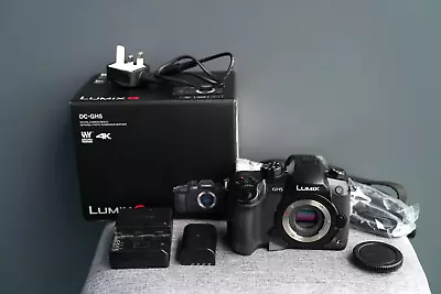 Panasonic Lumix DC-GH5 20.3MP Digital Camera - Boxed - Body Only • £650