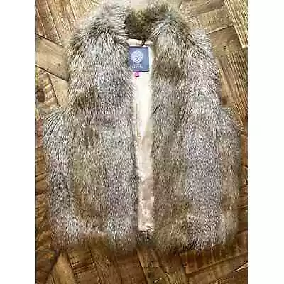 Vince Camuto Faux Fur Vest Size L • $40