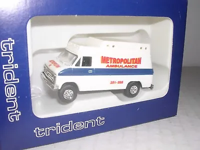 TRIDENT #90100  Chevy Metropolitan Ambulance  White   H.O.Scale 1/87 • $24.99