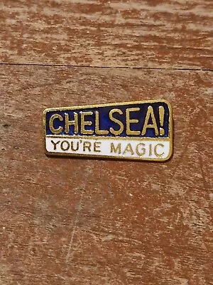 CHELSEA  F C -   VINTAGE  COFFER COLLECTABLE  Football  Pin  BADGE • £9.49
