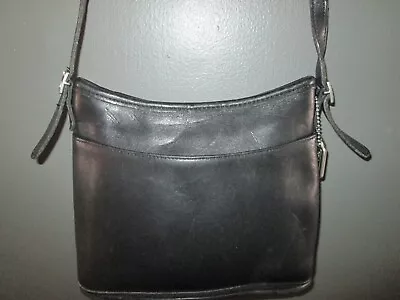 Coach #9062 Black Leather Crossbody Handbag Vintage • $20