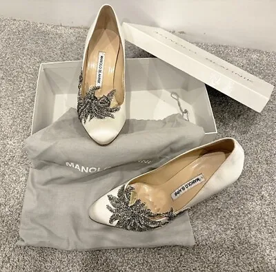 Manolo Blahnik White Swan Embellished Satin Pumps 36.5 - TWILIGHT WEDDING SHOES • $575