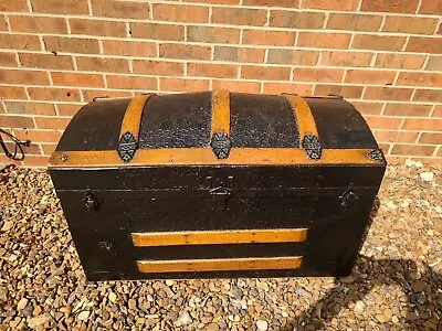 Antique 1880s  Dome  Steamer Trunk Pirates Chest Oak Embossed  LOCAL PICKUP ONLY • $100