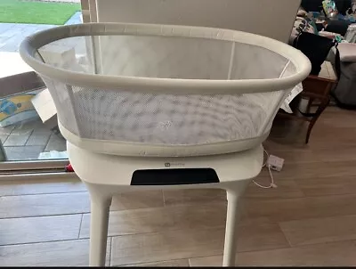 4moms Mamaroo Sleep Bassinet Calms And Soothes - White • $215