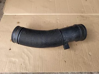 Vauxhall Corsa C 1.0 Air Intake Pipe Hose Maf To Throttle 90572688 • $9.79