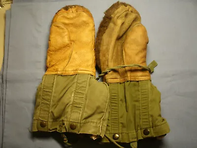 US Military Extreme Cold Weather Arctic MITTENS/ GLOVES  Set With Liners MEDIUM • $24.95