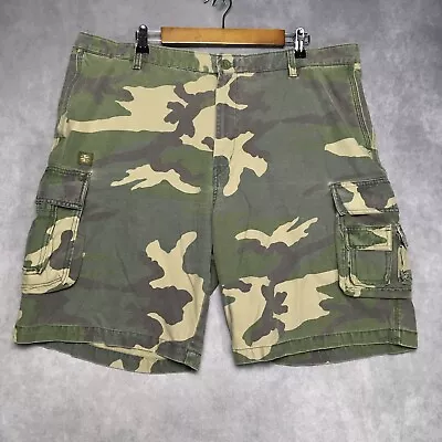 Izod Mens Camo Cargo Shorts Size 40 - 42 Vintage Cotton Green Camouflage Pockets • $22.70