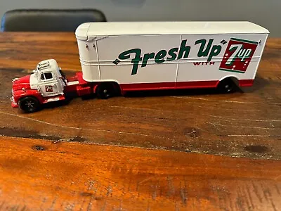 CORGI Diamond T620 Fruehauf FRESH UP W/ 7UP Truck Trailer Limited Edition New • $44.95