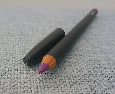 1x MAC Lip Pencil Lip Liner Shade: Heroine 1.45g / 0.05oz Brand New!  • $17.98