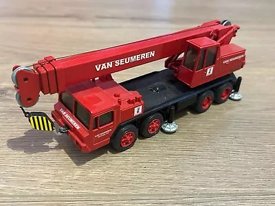 1:50 Mammoet Van Seumeren Classic Crane • $135.26