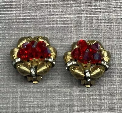 Vintage Estate Unsigned Miriam Haskell? Gold Red Hand Wired Flower Clip Earrings • $89