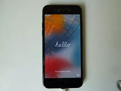 Apple IPhone 7 - 32GB - Black (Unlocked) A1778 (GSM) Cracked Screen Works Fine. • £0.99