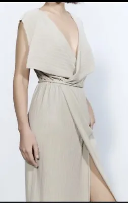 Zara Pleated Midi Dress Size L • £20
