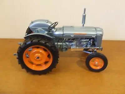 £70 • Buy Universal Hobbies UH2951 Fordson Major Tractor 1960 Launch Model, 1:16, BNIB