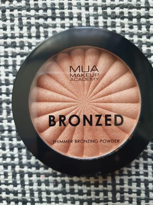£5.49 • Buy Mua Bronzed Shimmer Bronzing Pressed Powder Solar Shimmer #100 Natural Sun Kiss