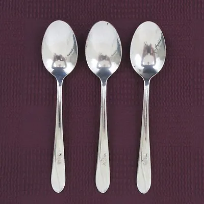 H & T Mfg Co Meadow Flower Set Of 3 Silverplate Demitasse Spoons International • $16.95