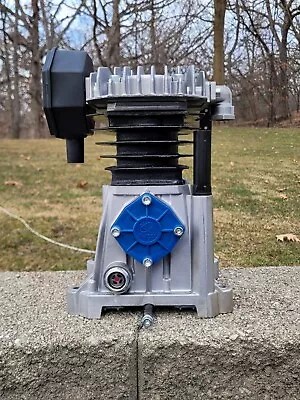 Lighly Used 2hp Quincy Twin Piston Air Compressor Pump 1129708305  • $100