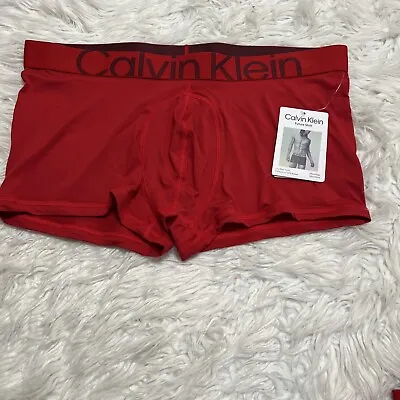 CALVIN KLEIN UNDERWEAR LOW RISE TRUNK Red NB3656-600 $30 • $18.50