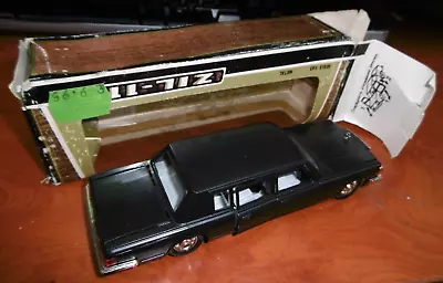 Zil-115 Limousine 1:43 Scale Made In Ussr Diecast Vintage Toy Model Mib • £5.99