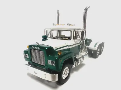 Dcp First Gear 1/64 Scale  R Model Mack Day Cab Green & White Deck Plate Added • $59