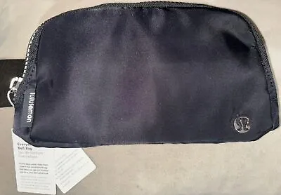 Lululemon Everywhere Belt Bag Black • $26.99