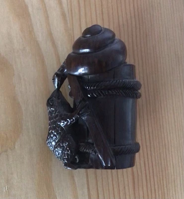 £20 • Buy 2  Hand Carved Dark Wood Netsuke Figurine - Frog And Snail Barrel Signed